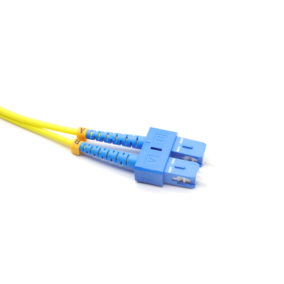 여성 MPO 트렁크 케이블 12 섬유 타입 A 멀티 모드 MM OM3/OM4 MPO 패치 코드 LSZH 50/125